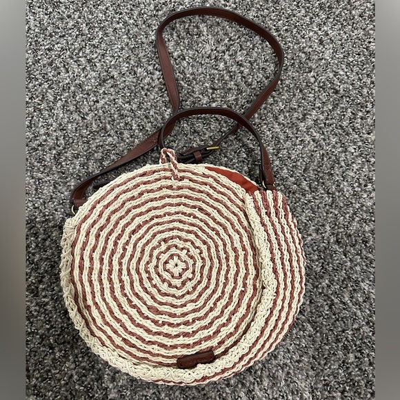 FOSSIL Crossbody Purse - Picture 2 of 4